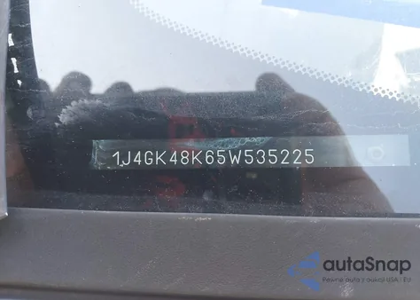 2005 Jeep Liberty Sport from USA, damaged, VIN 1J4GK48K65W535225